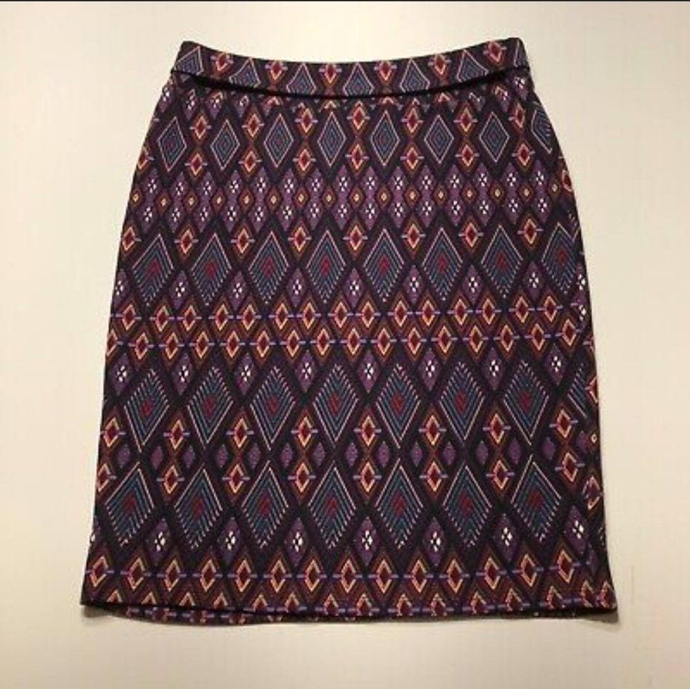 NWOT LulaRoe Cassie Skirt Sz M
